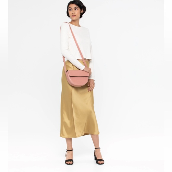 NWT Matt & Nat Ruth Vegan Saddle Bag Vintage in colour Wave - Picture 4 of 7